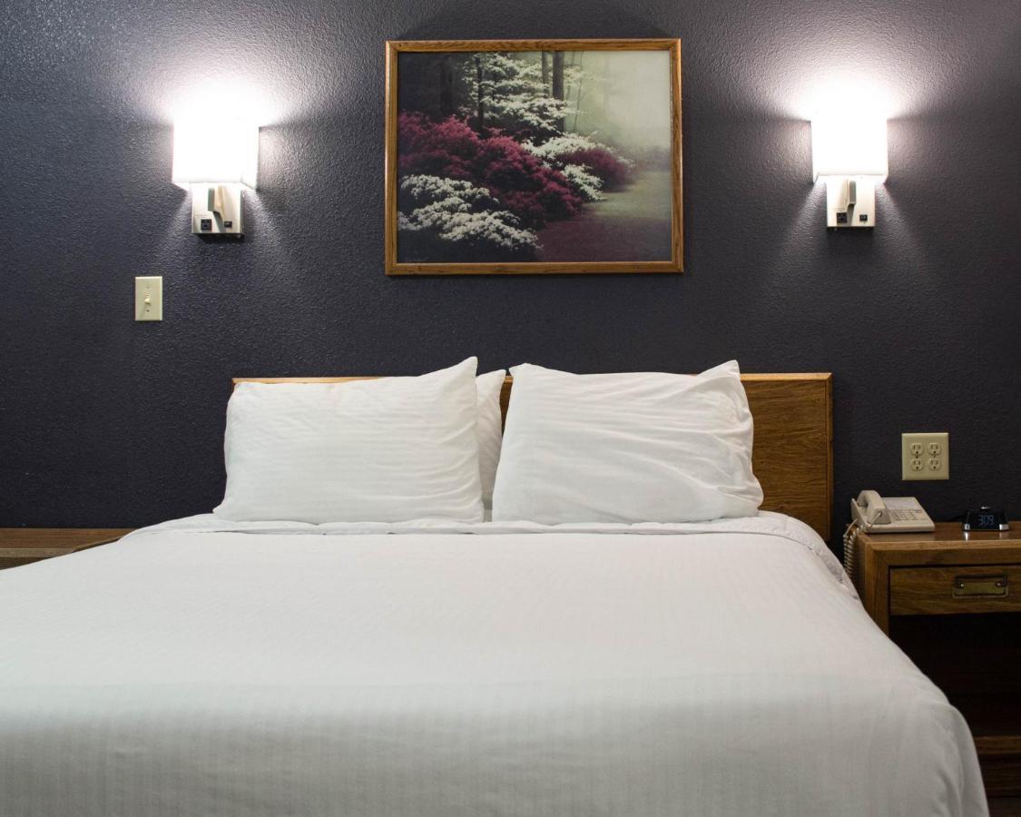 New Victorian Inn & Suites-נורפולק מראה חיצוני תמונה