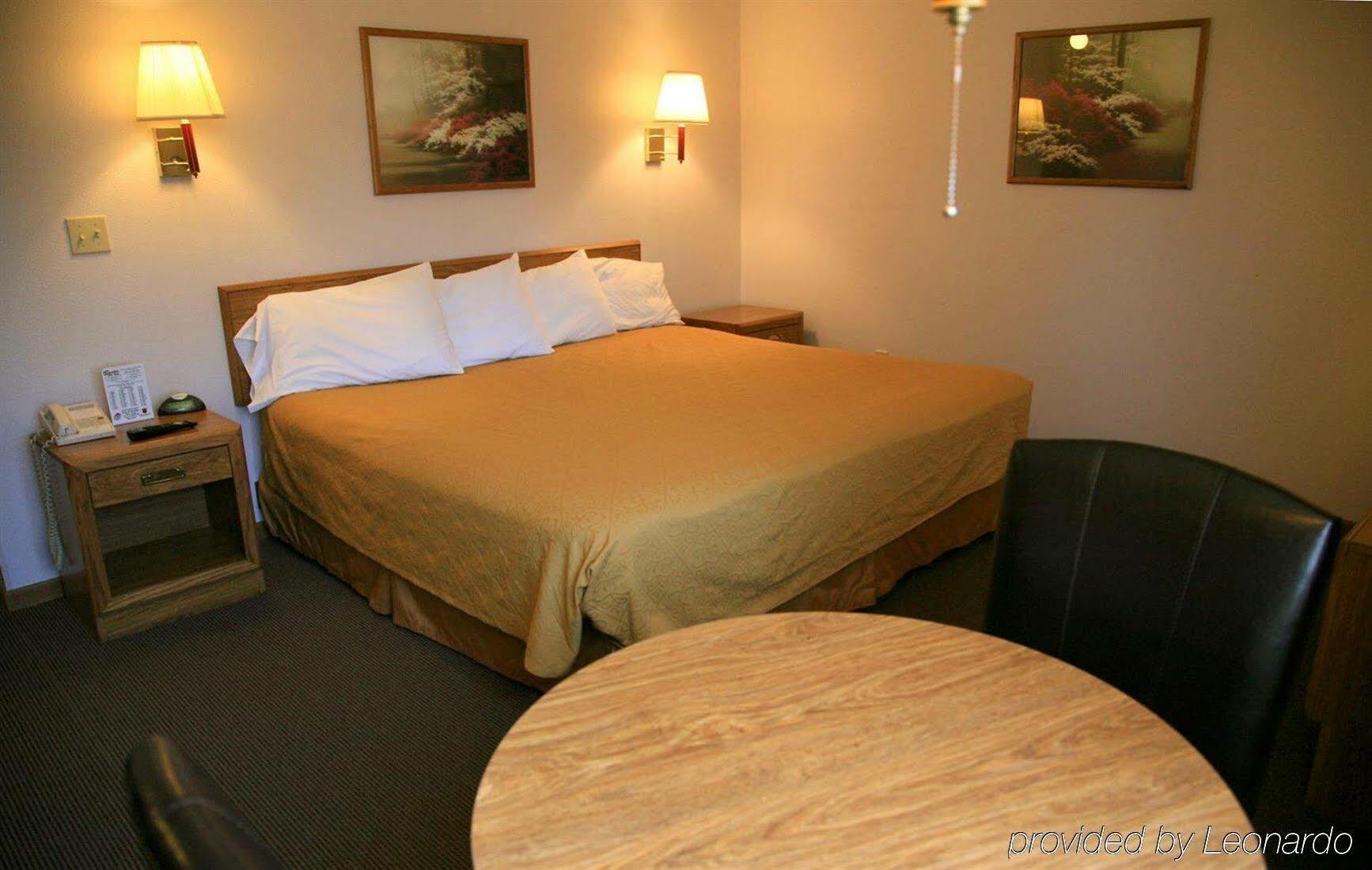 New Victorian Inn & Suites-נורפולק מראה חיצוני תמונה